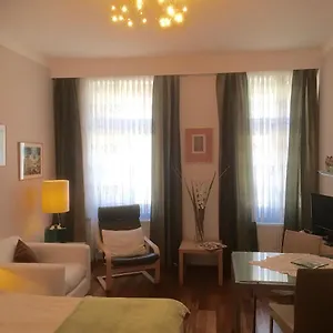 Apartment Philadelphia, Vienna